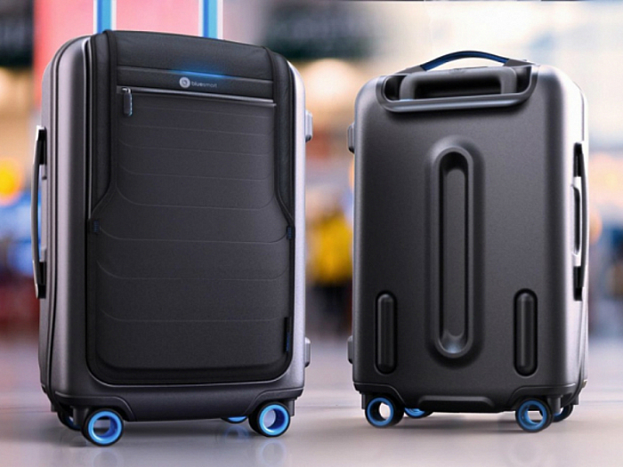 Умный чемодан Bluesmart